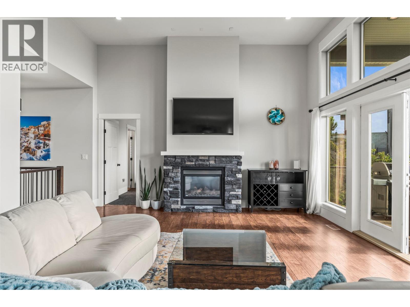 940 Mt Ida Drive, Vernon