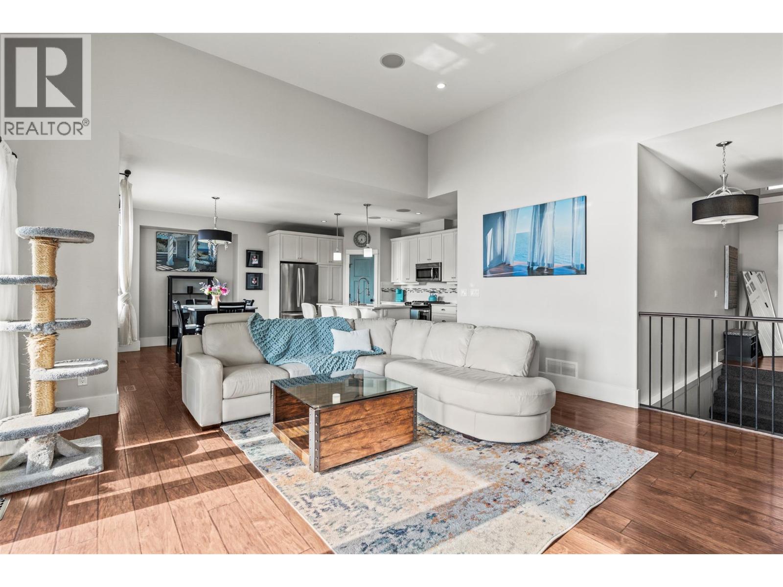 940 Mt Ida Drive - 25