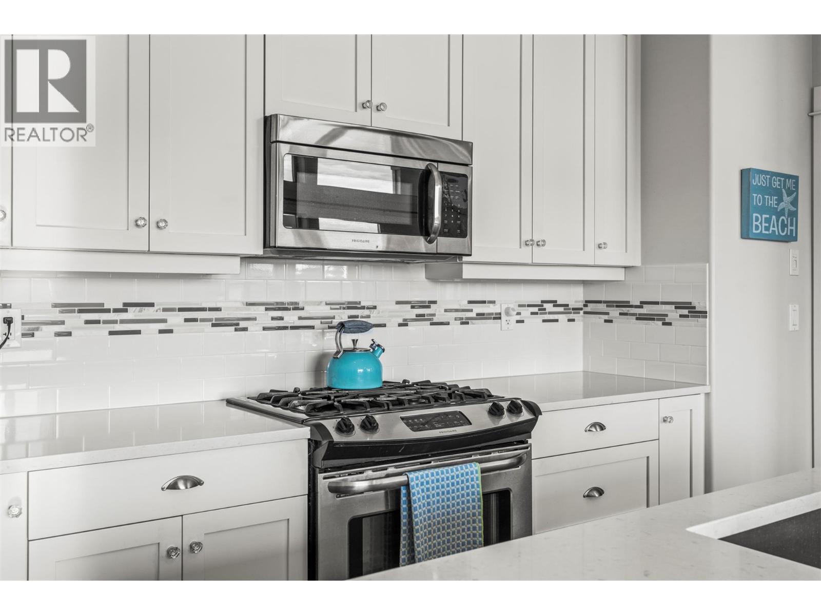 940 Mt Ida Drive, Vernon