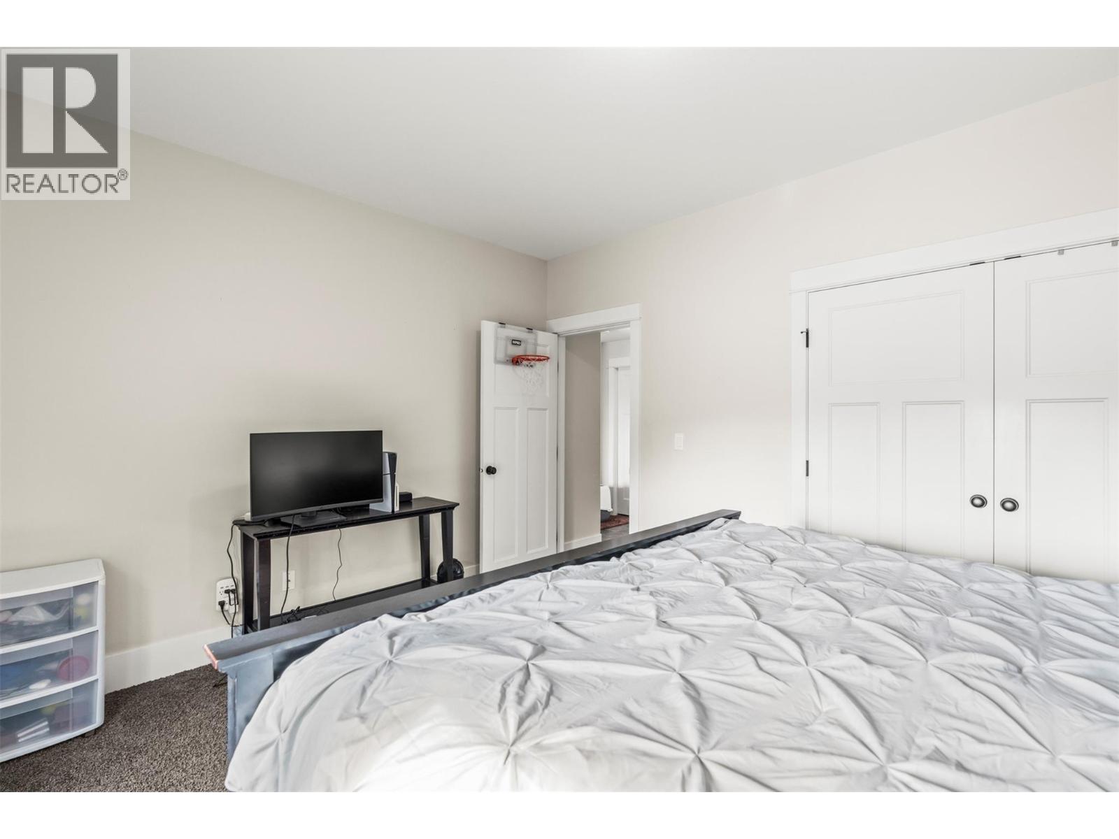 940 Mt Ida Drive, Vernon