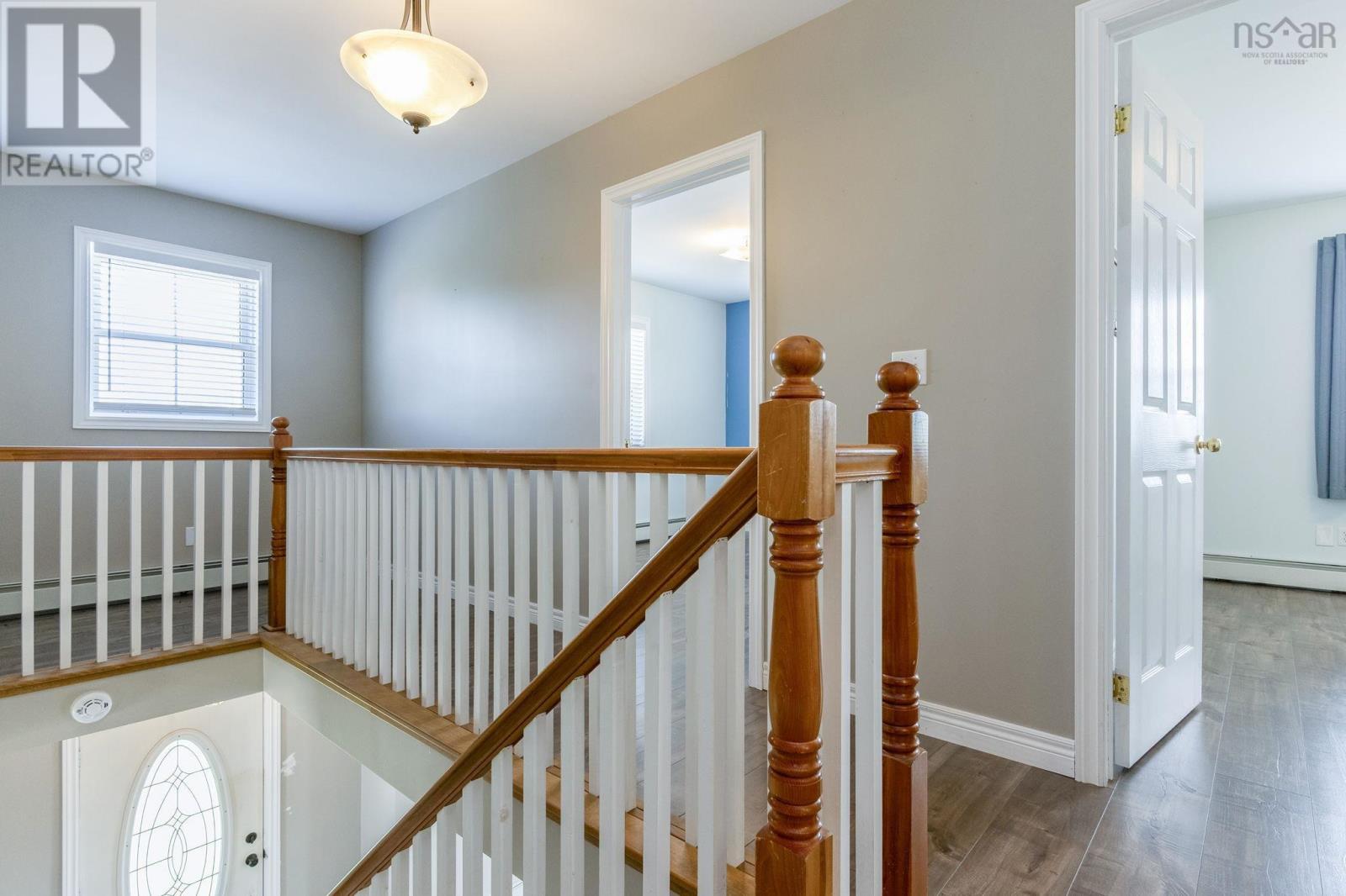 Property 22 of 46 of 33 West Street