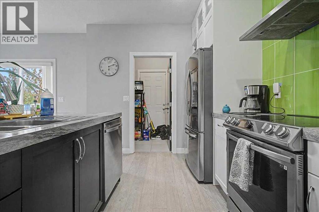 8770 72 Avenue — photo 9