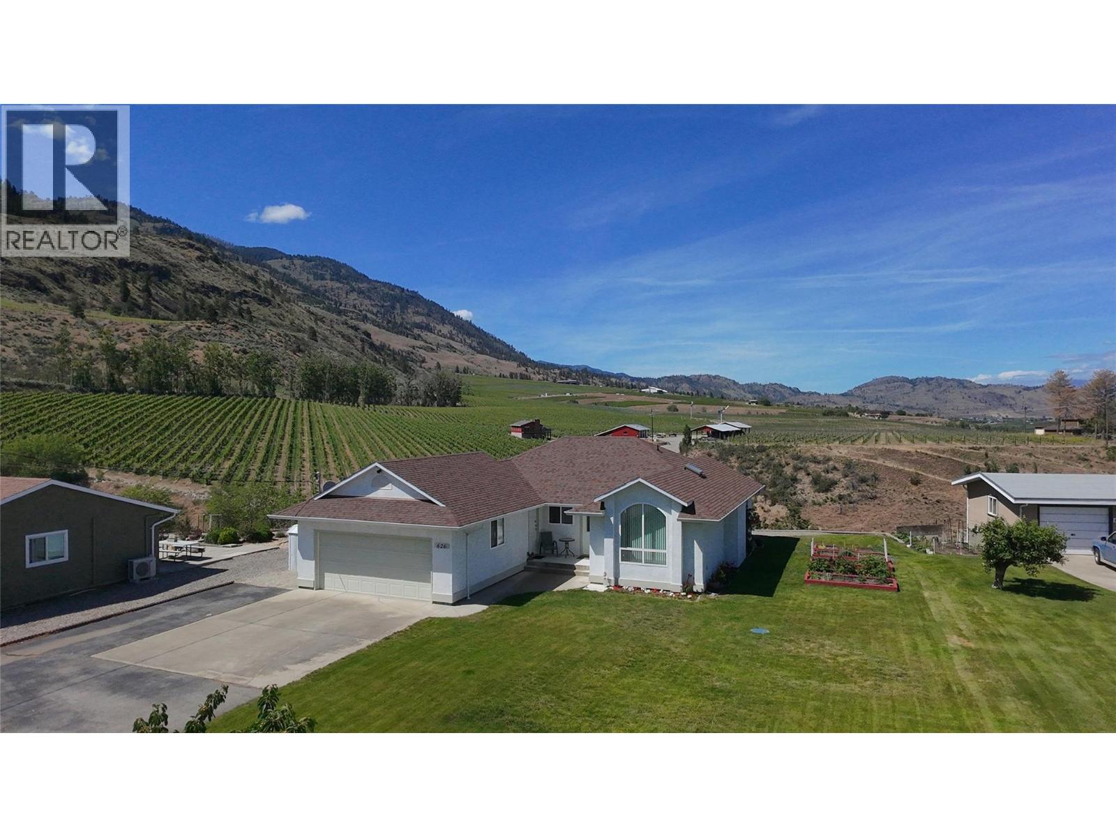 626 Ponderosa Road, Oliver
