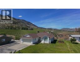 626 Ponderosa Road, Oliver