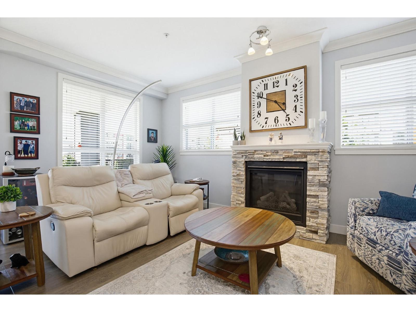 207 45630 SPADINA AVENUE, Chilliwack Proper West