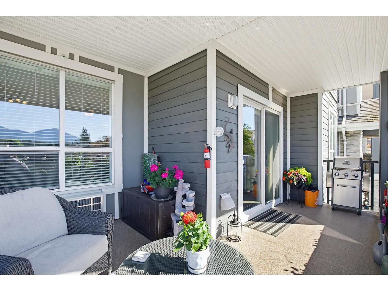 207 45630 SPADINA AVENUE, Chilliwack Proper West, Chilliwack