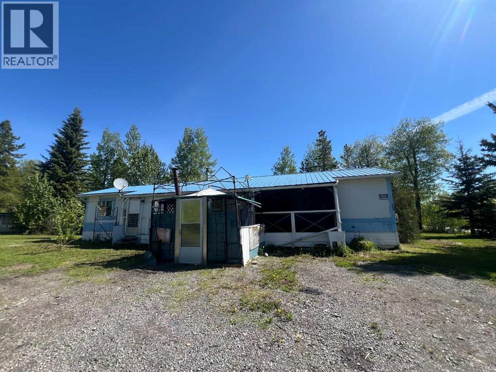 5010 49 Avenue - photo 3