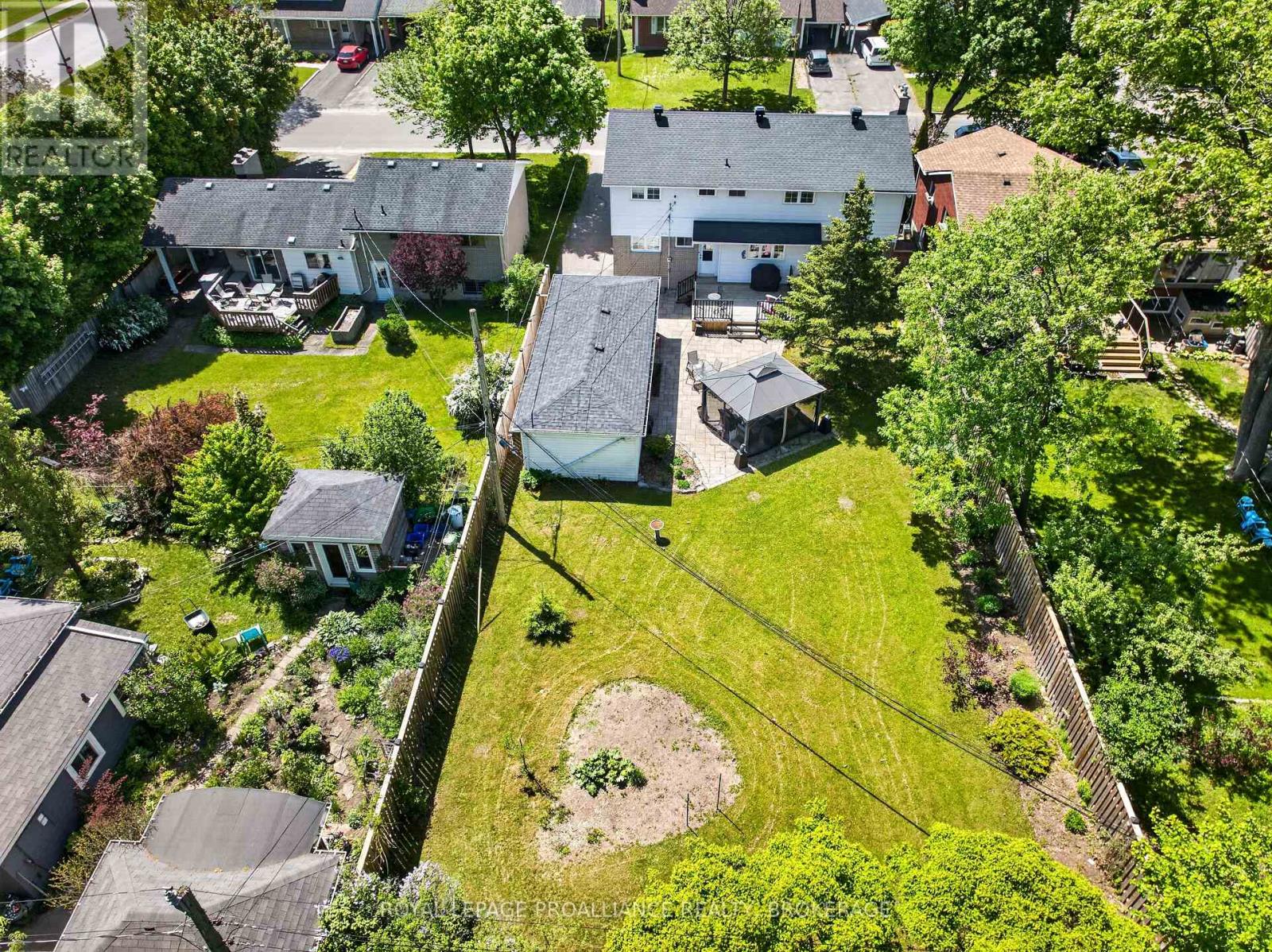 59 SILVER STREET - 10