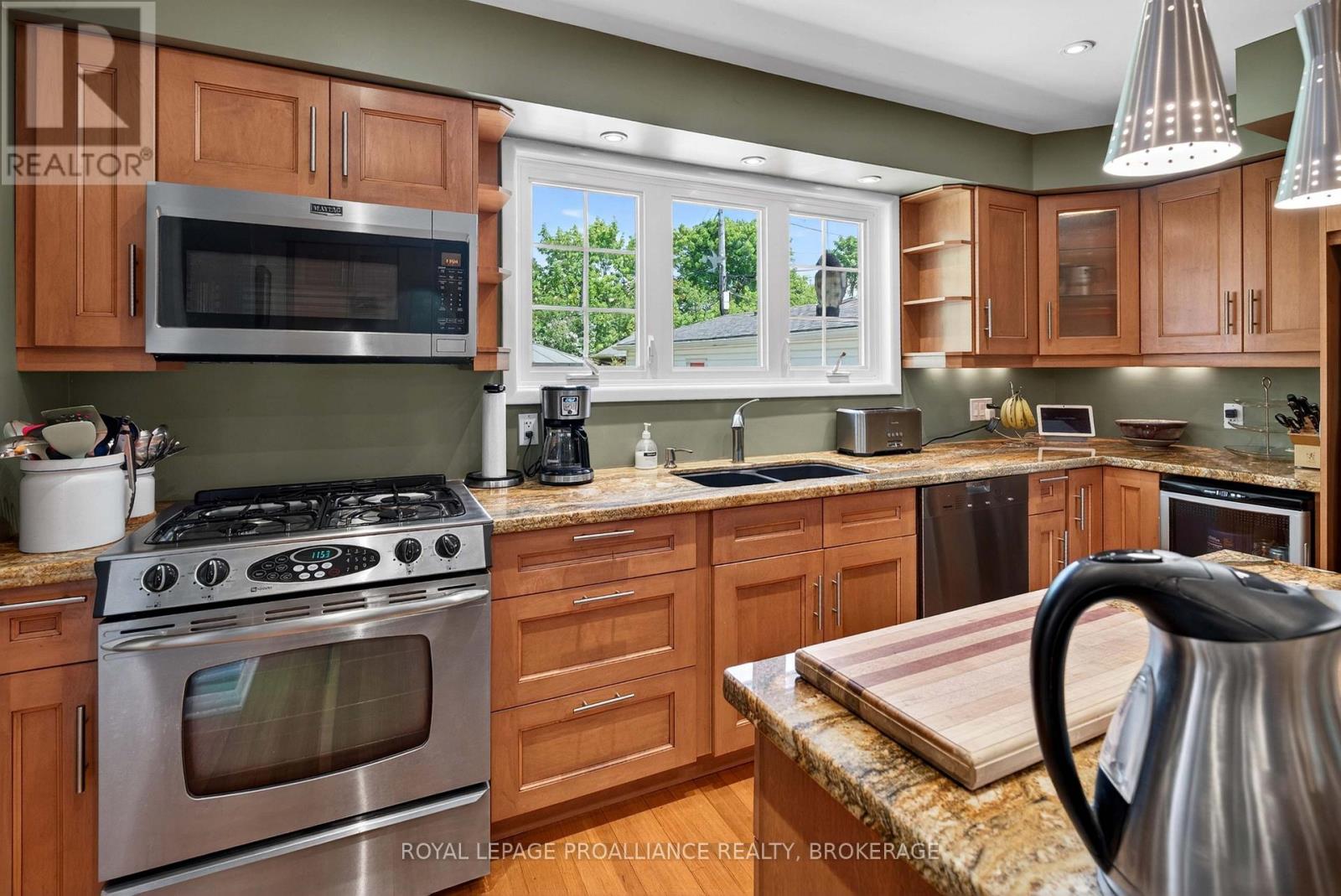59 SILVER STREET - 25