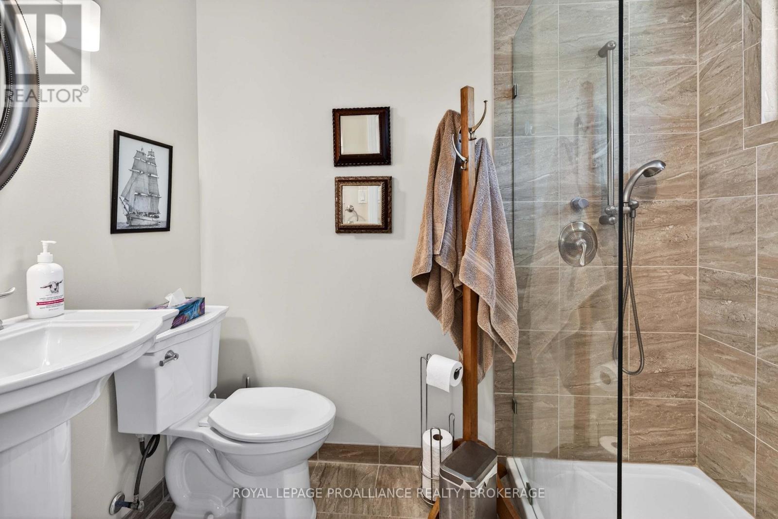 59 SILVER STREET - 35