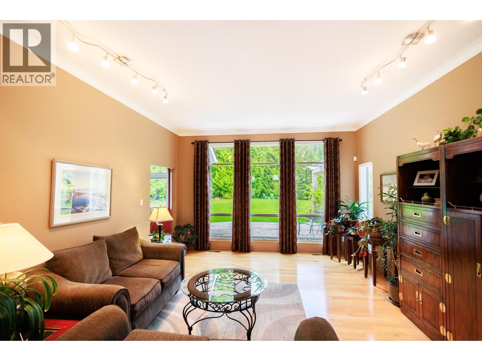 3908 HATTON STREET - 7