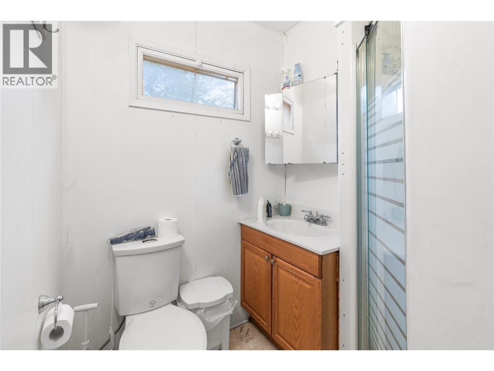 202 Saskatoon Road, Vernon