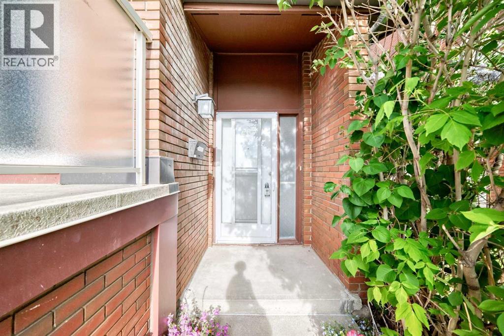 #208 1305 Glenmore Trail SW - Image 3