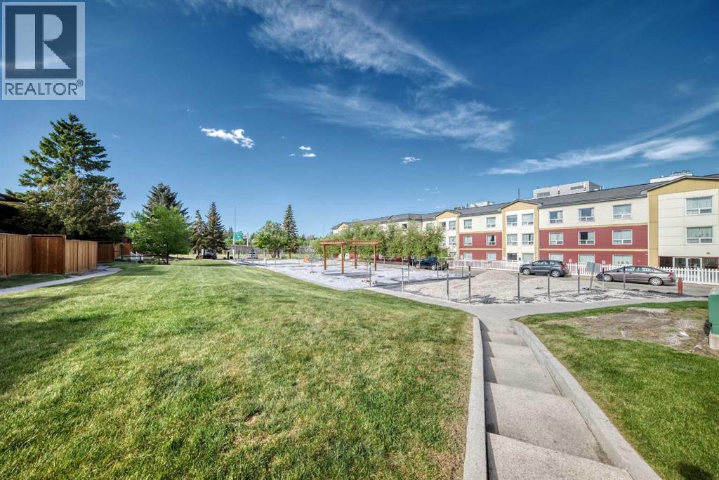 #208 1305 Glenmore Trail SW - 34