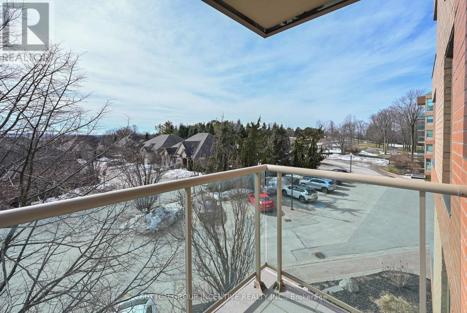 #308 4 BRIAR HILL HEIGHTS - 26