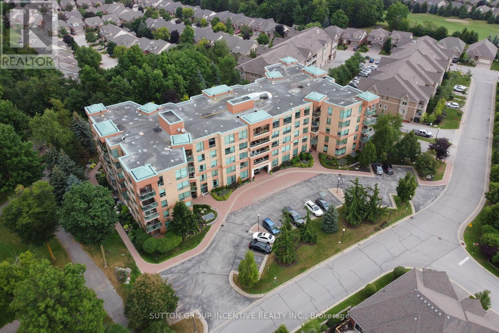 #308 4 BRIAR HILL HEIGHTS - 30