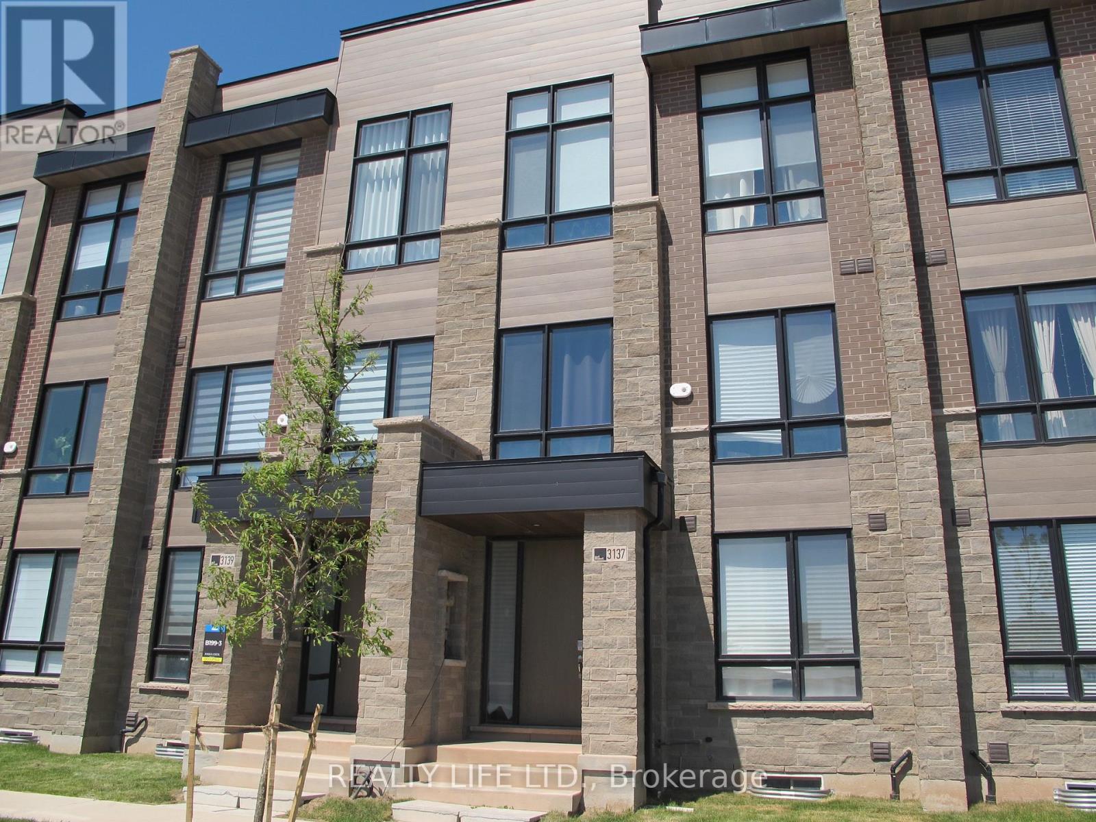 3137 MEADOWRIDGE DRIVE - 2