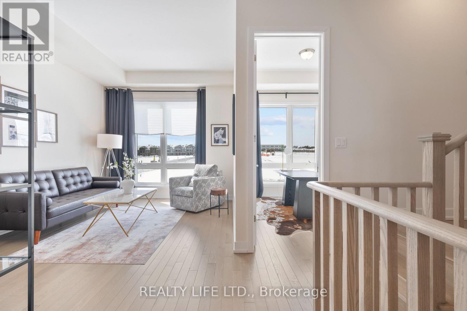 3137 MEADOWRIDGE DRIVE - 33