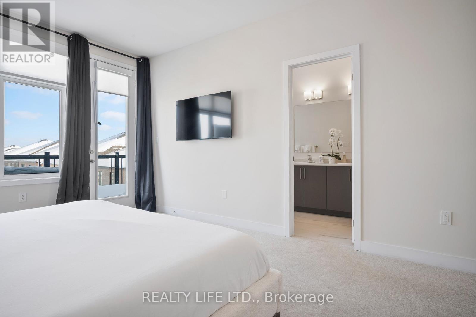 3137 MEADOWRIDGE DRIVE - 40