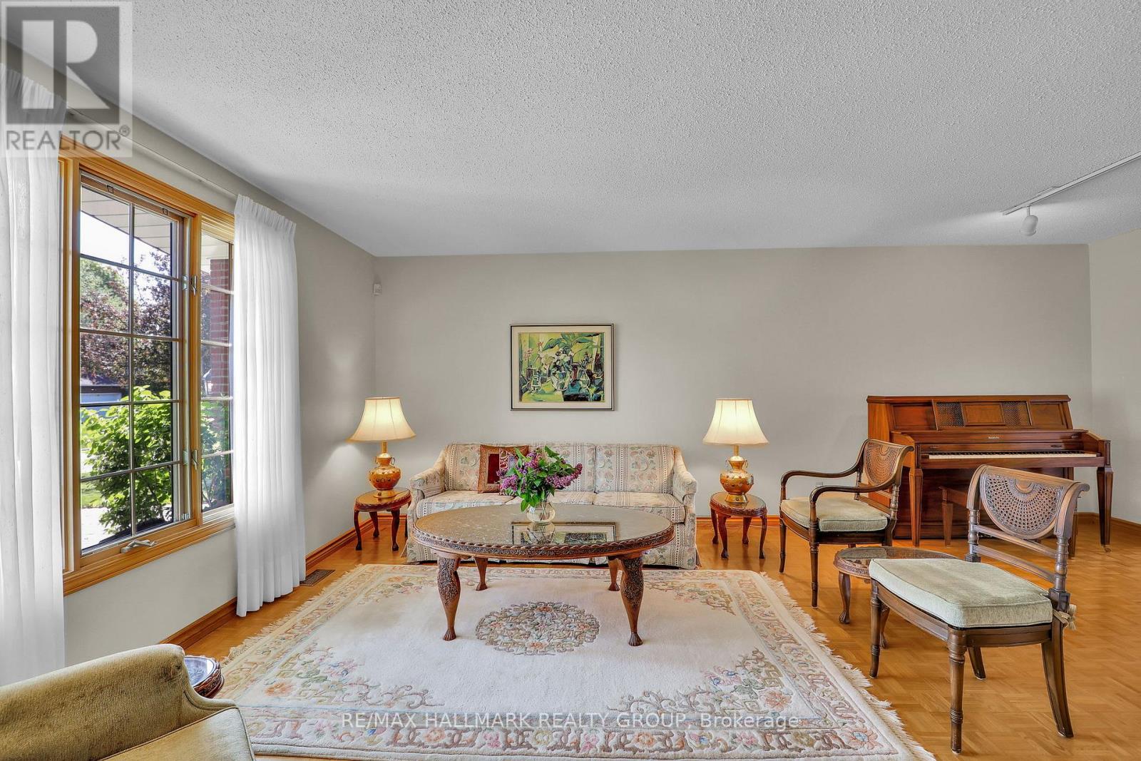 39 BISCAYNE CRESCENT - 6