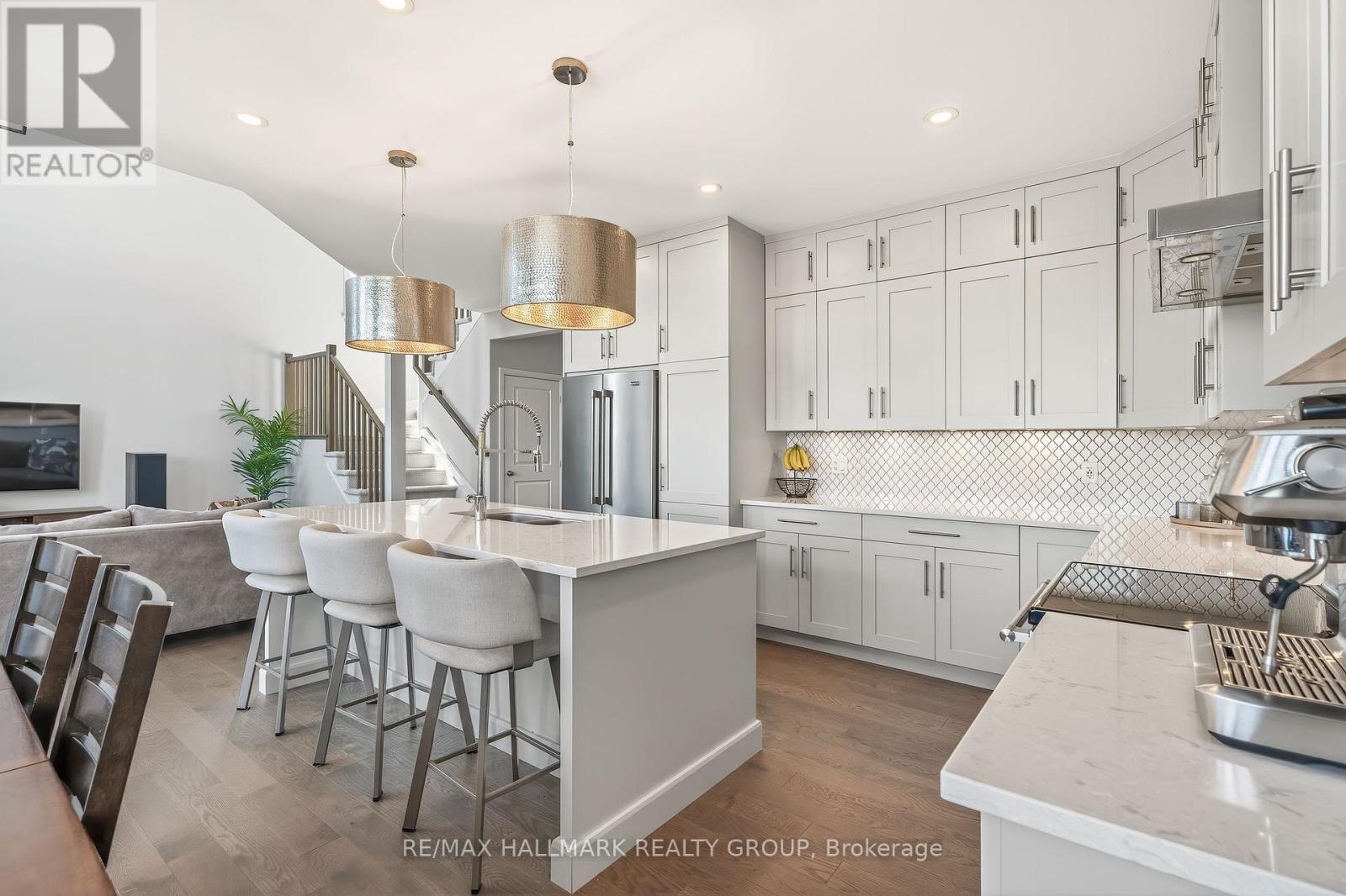 755 KIRKHAM CRESCENT - 23