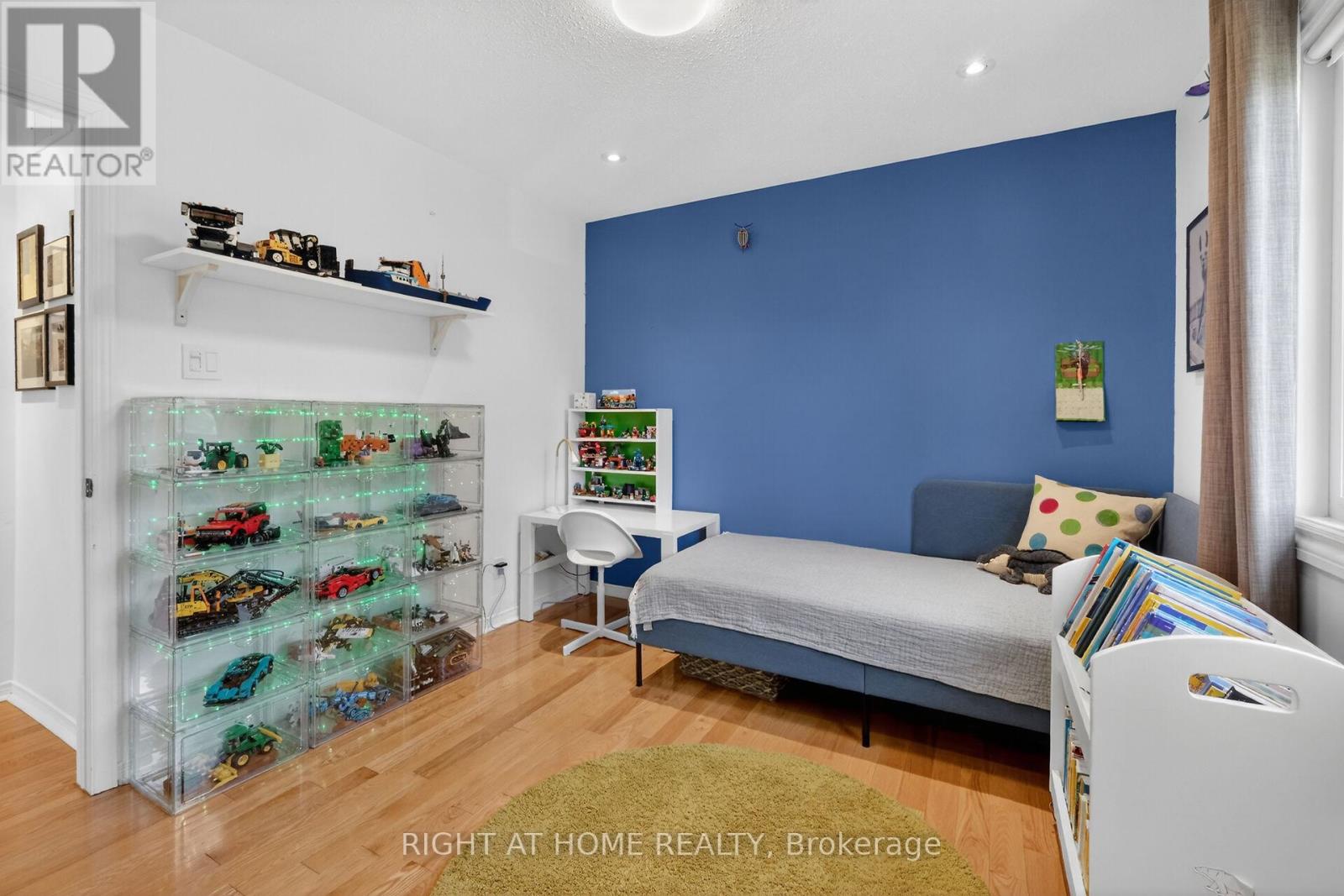 1187 WHITEROCK STREET - 27