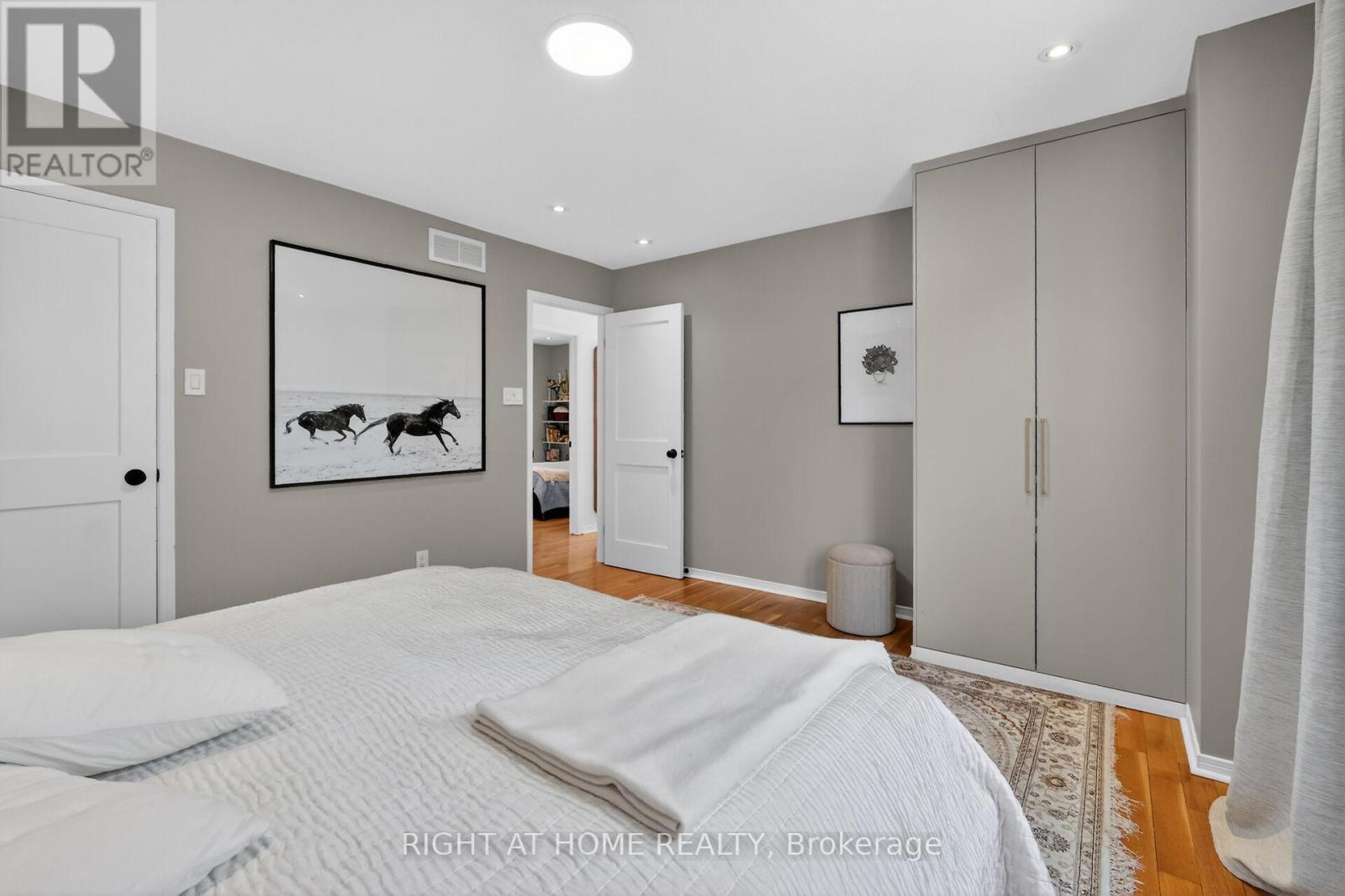 1187 WHITEROCK STREET - 31