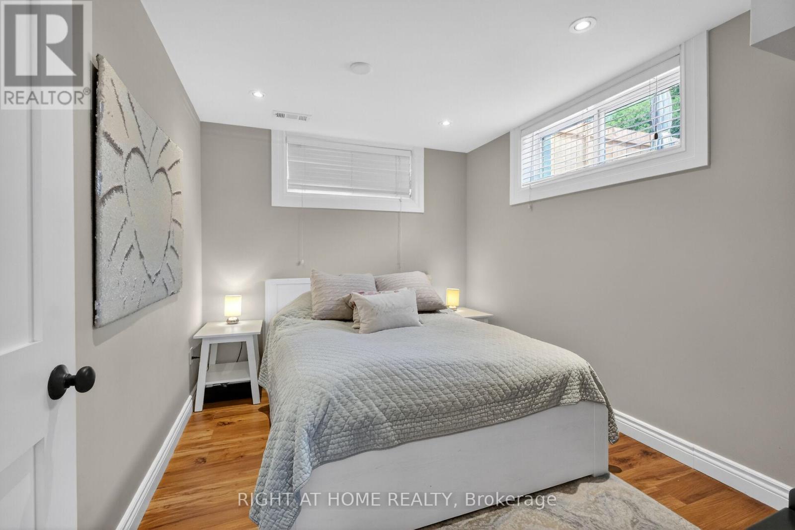 1187 WHITEROCK STREET - 38