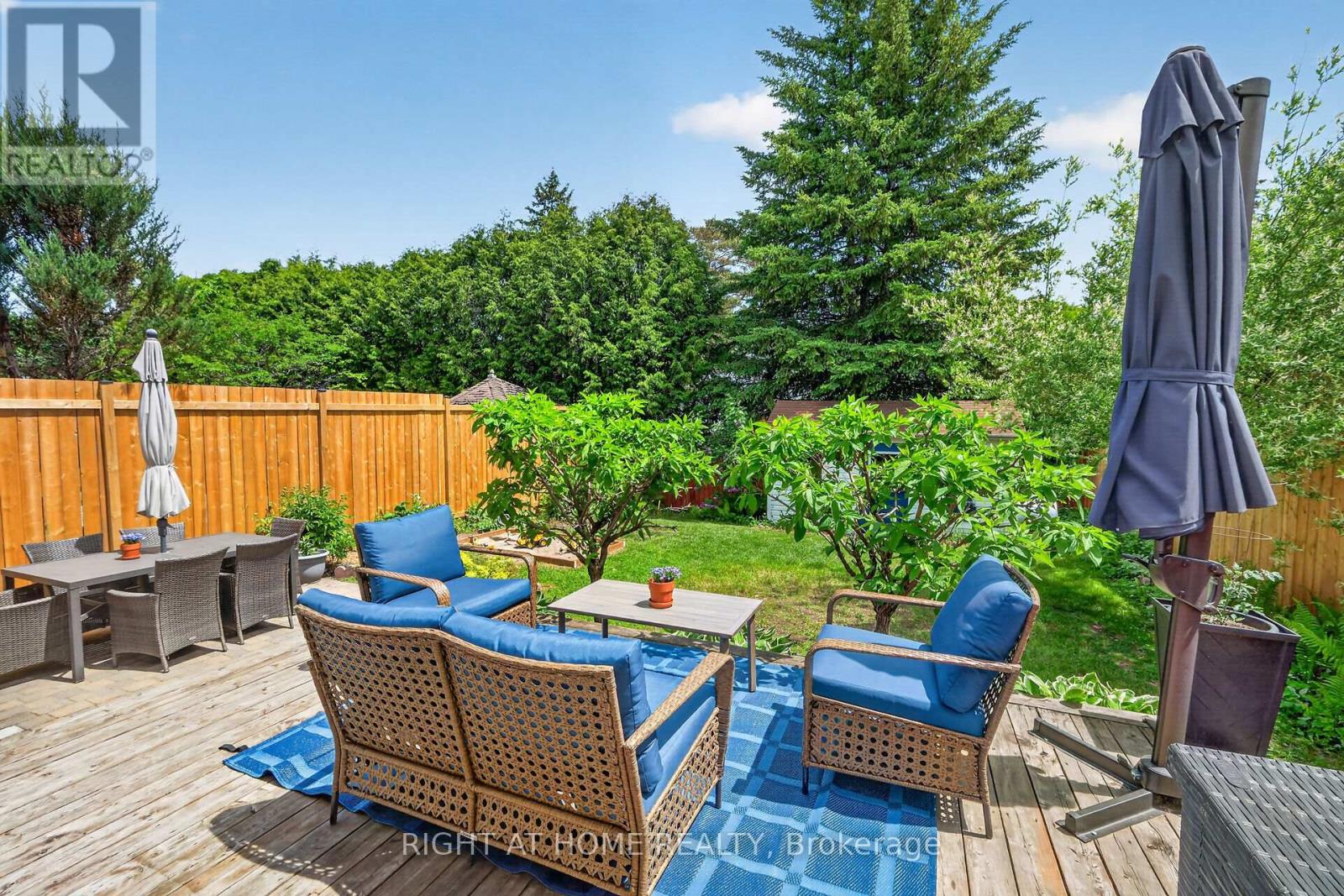 1187 WHITEROCK STREET - 44