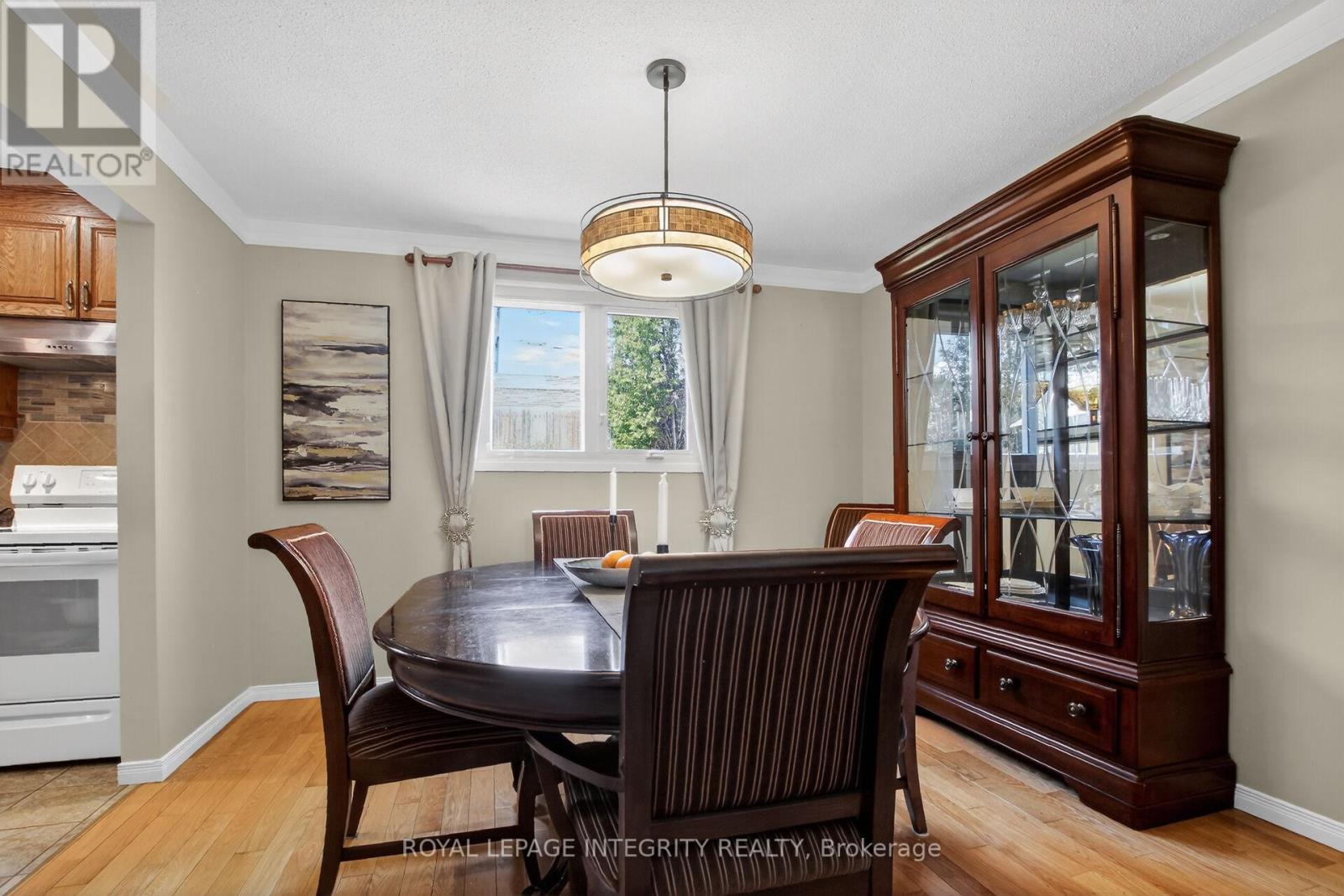 1646 GREY NUNS DRIVE - 12