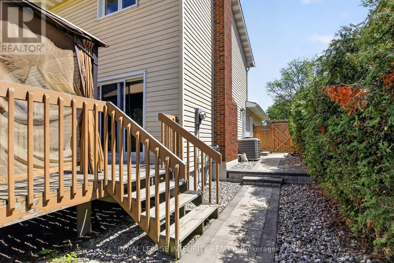1646 GREY NUNS DRIVE - 43