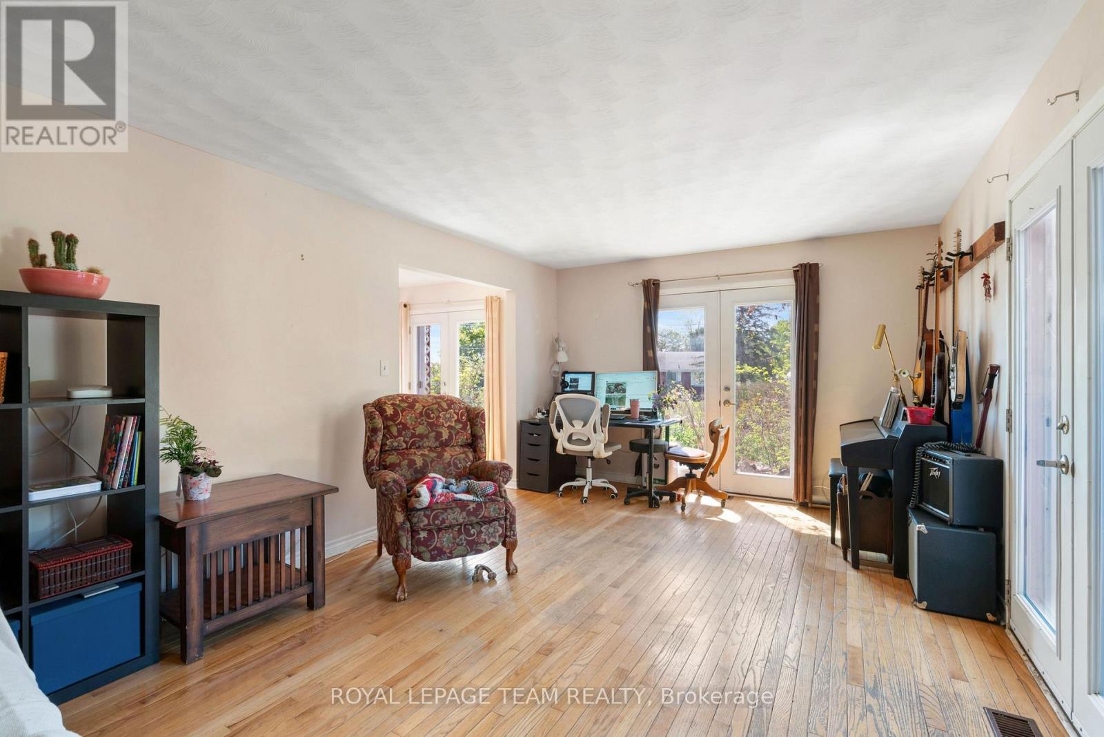 5687 CHERRY STREET - 9