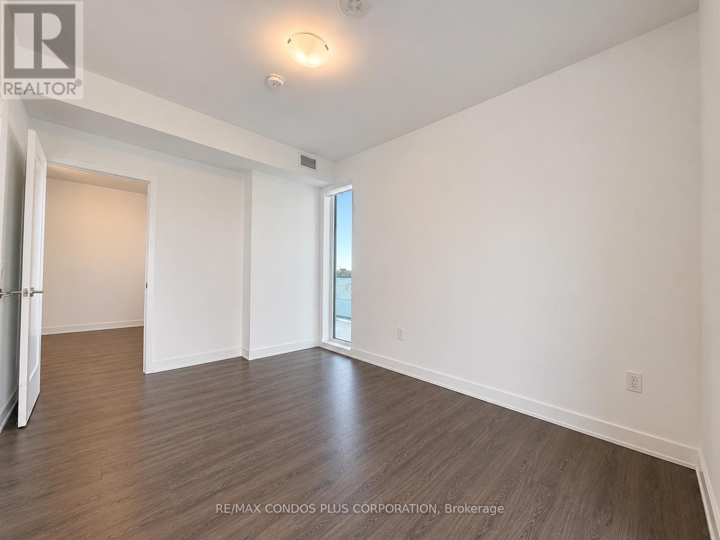 #503 105 ONEIDA CRESCENT - 11