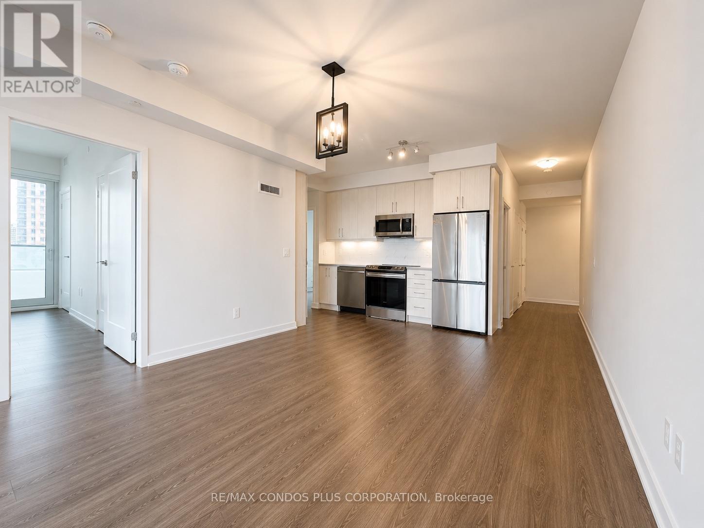 #503 105 ONEIDA CRESCENT - 5