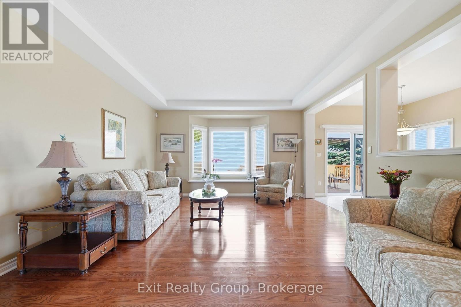 37 ALETHA DRIVE - 11