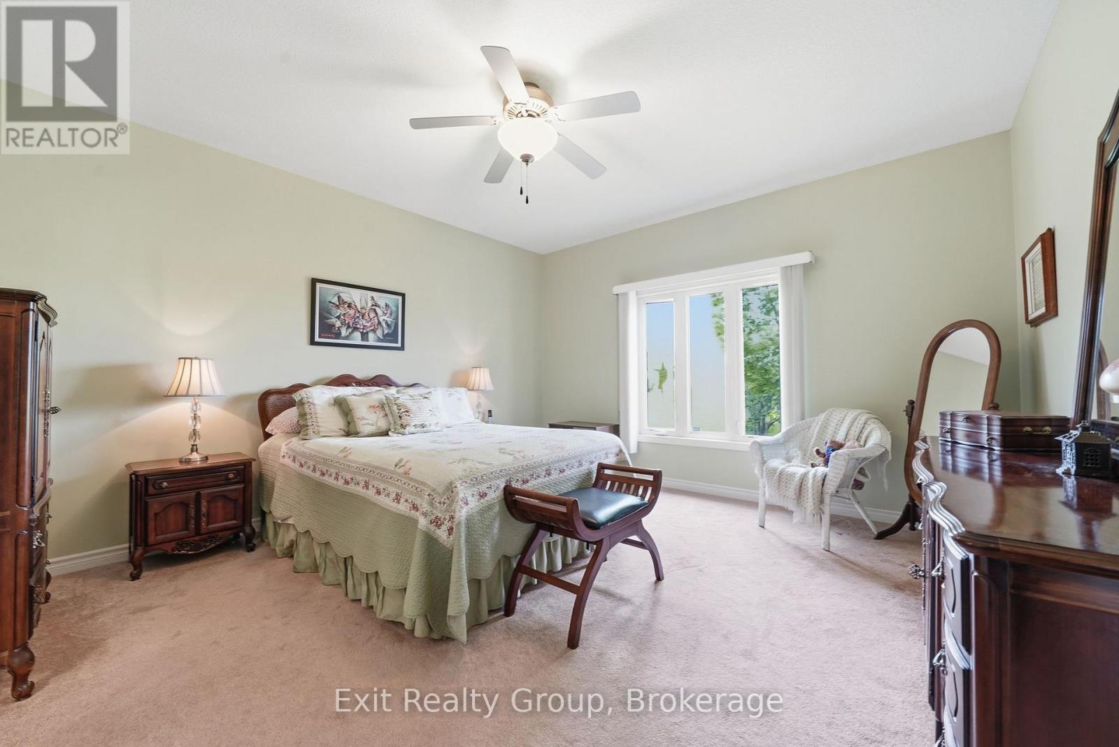 37 ALETHA DRIVE - 21