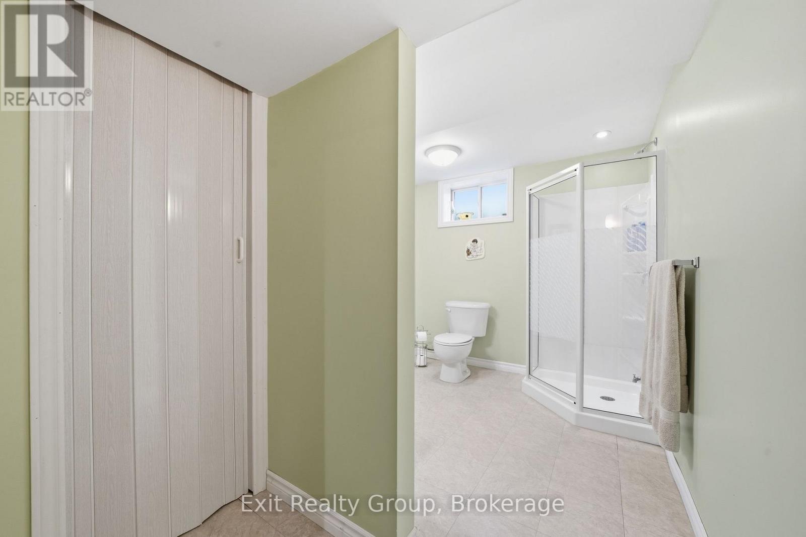 37 ALETHA DRIVE - 36