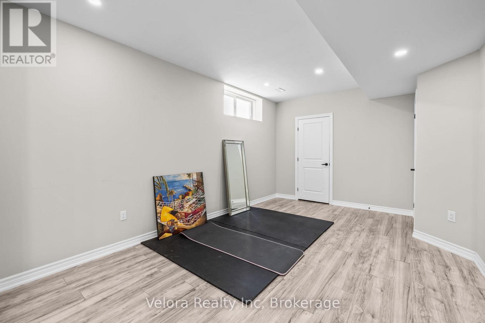 4 Bed, 5 Bath House for Sale in Ottawa – 208 ROVER STREET, Ottawa – MLS# X13235936 - Image 45