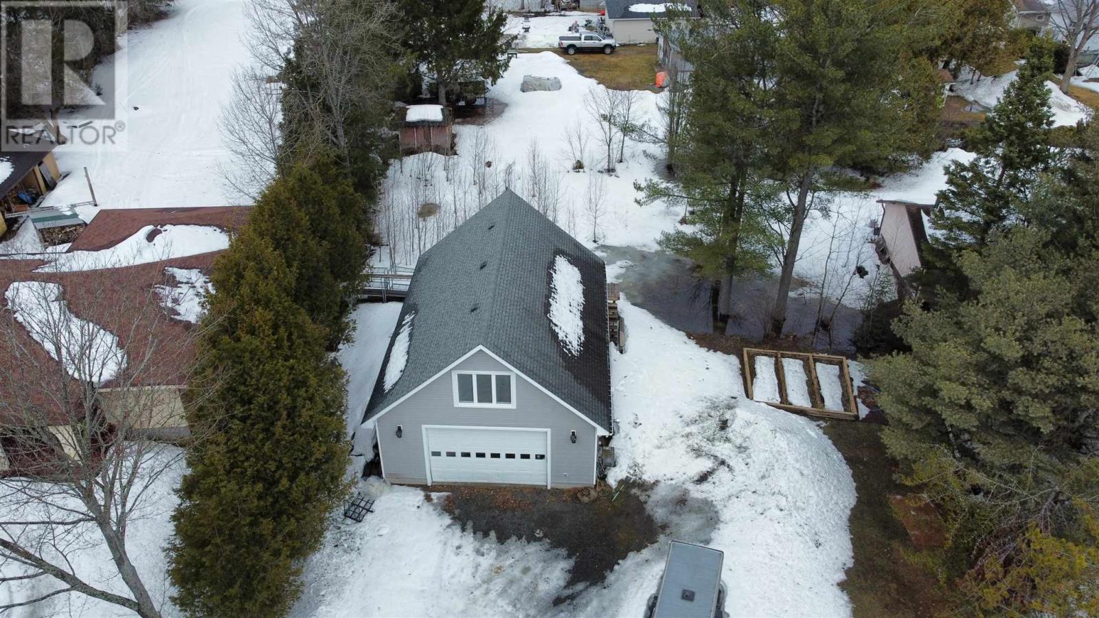 324 River RD - 10