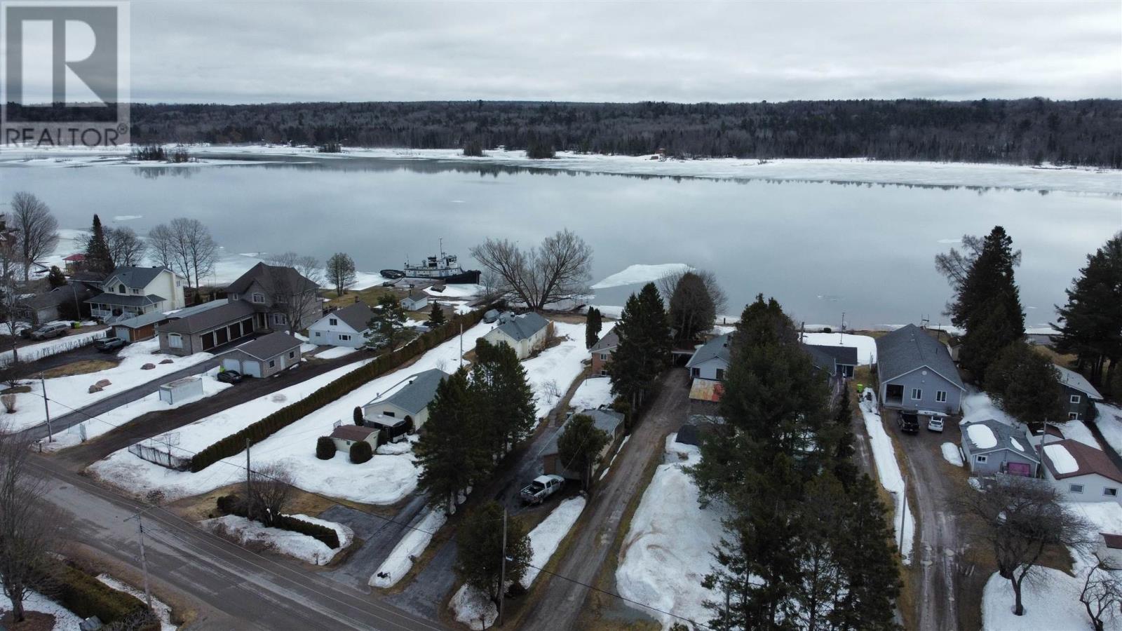 324 River RD - 9