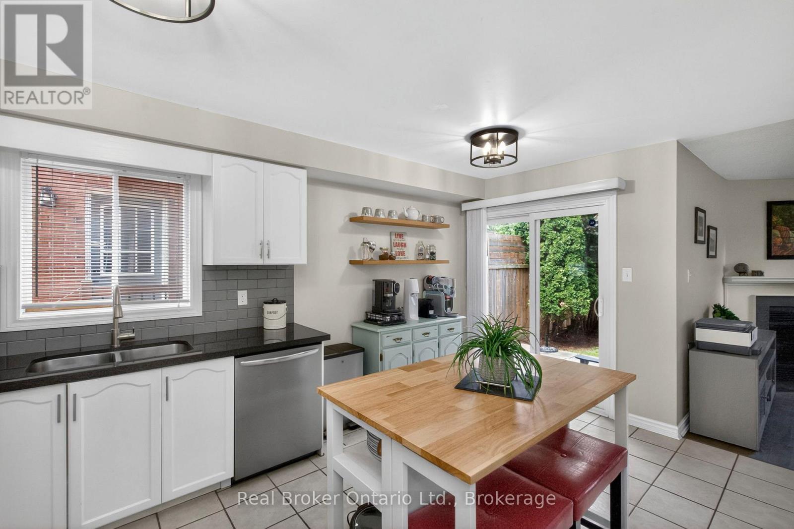 94 GOLDEN MEADOW ROAD - 10