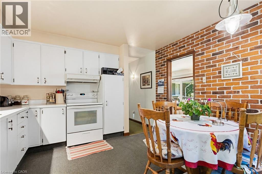 1265 BRITANNIA Road - 12