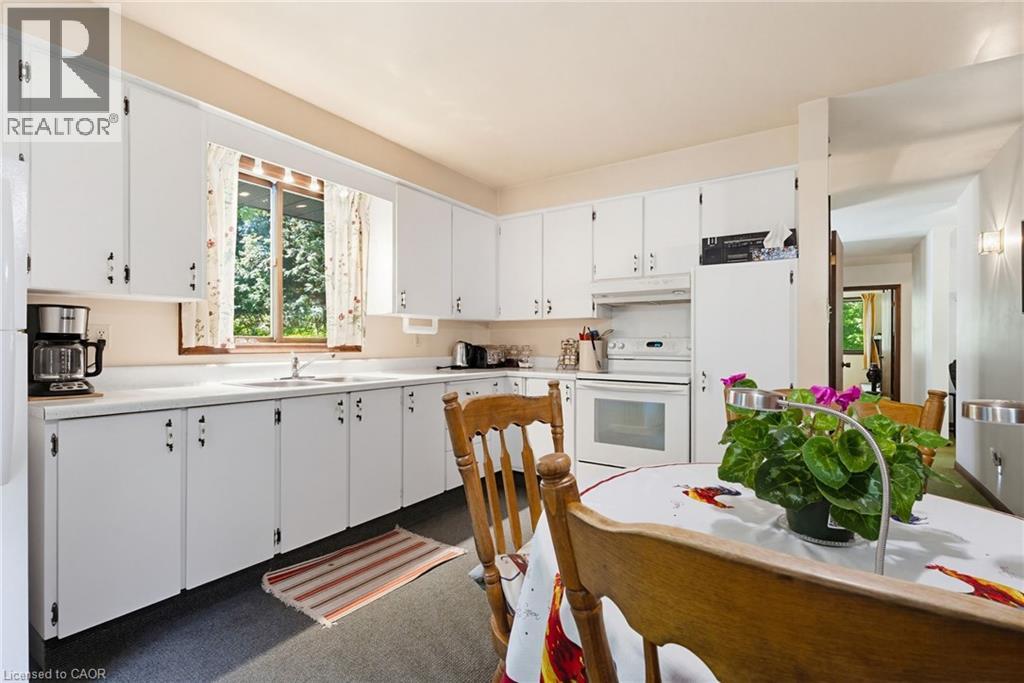 1265 BRITANNIA Road - 13