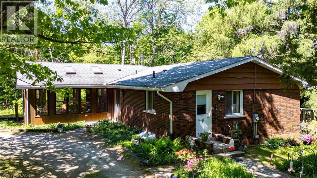 1265 BRITANNIA Road - 44