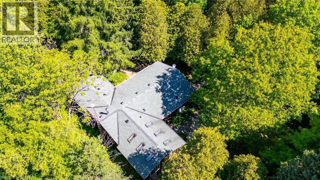 1265 BRITANNIA Road - 45