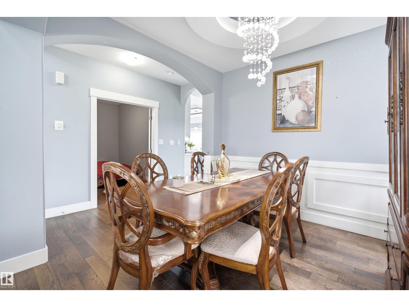 3909 49 Ave - 9