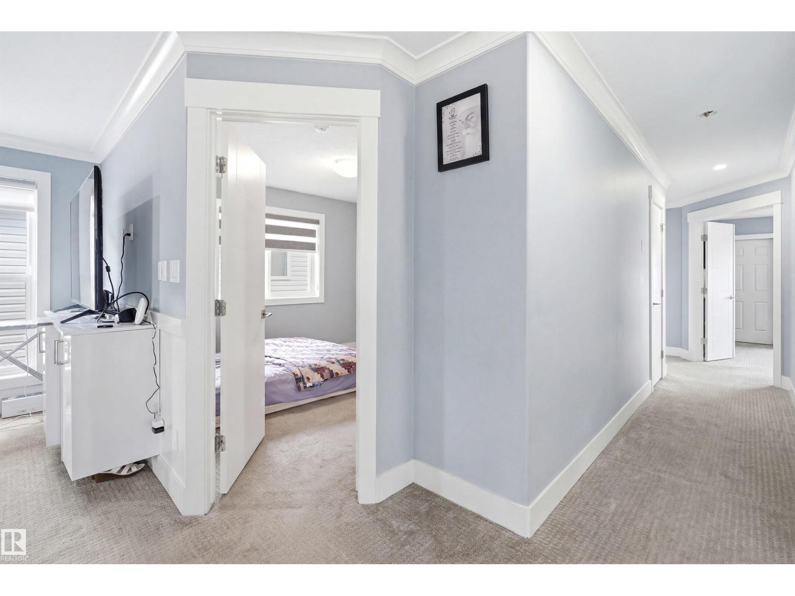 3909 49 Ave - 36