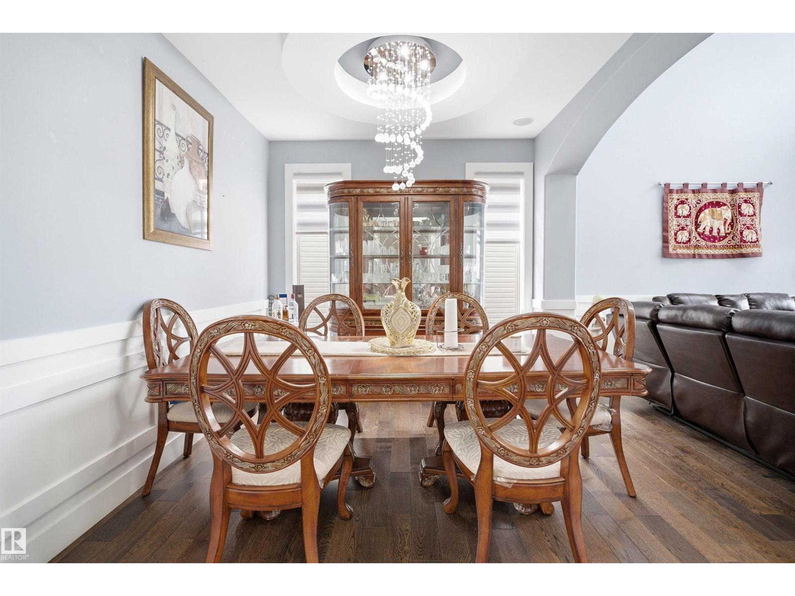 3909 49 Ave - 22