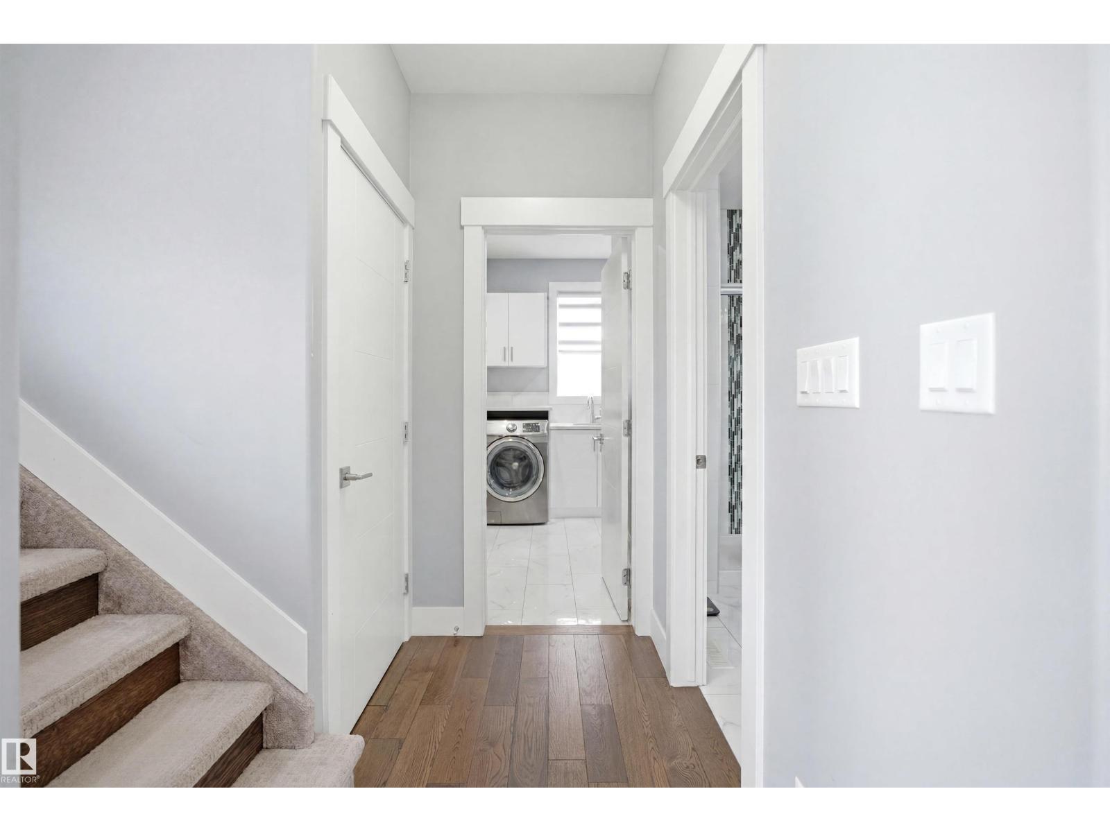 3909 49 Ave - 24