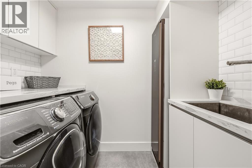 #4 5056 NEW Street - 43